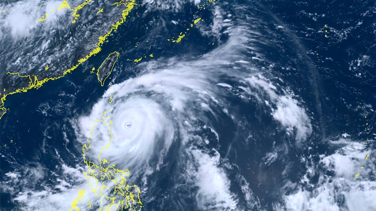 China, Taiwan, Philippines Brace for Impact as Super Typhoon Doksuri Nears