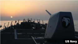 Tàu chiến USS Milius của Hoa Kỳ vừa đi qua eo biển Đài Loan hôm Chủ nhật (16/4).