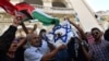 Ces dernières semaines, des milliers de Tunisiens ont manifesté en soutien aux Palestiniens, le président Kais Saied dénonçant une "situation inacceptable" dans la bande de Gaza.