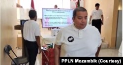 Ketua PPLN Mozambik Taufik Herlambang pada pelaksanaan pemilu Indonesia di Maputo. (Foto: Courtesy/PPLN Mozambik)