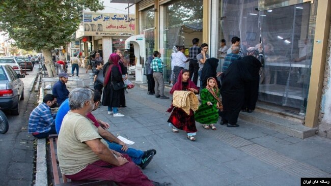 قیمت نان در برخی از شهرهای ایران با درصدهای متفاوت گران شده است.