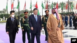 Presidenti kinez Xi Jinping dhe Princi saudit Mohammed bin Salman