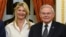 Senatori Bob Menendez së bashku me bashkëshorten e tij, Nadine Menendez