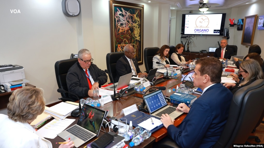 La Corte Suprema de Justicia de Panamá instaló una sesión permanente para definir la constitucionalidad de un contrato de concesión minera entre el Estado y la Minera Panamá, en Ciudad de Panamá, el 24 de noviembre de 2023