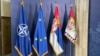Zastave NATO, Evropske Unije i Srbije (izvor: Stefan Miljuš / Glas Amerike)