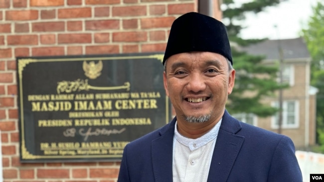 Presiden Imaam Center Arif Mustofa (foto: VOA/Karlina)