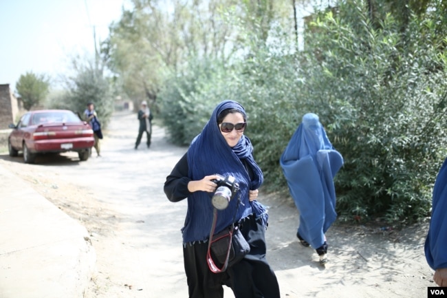 "Journalists are threatened and arrested every moment," Iranian photojournalist Yalda Moaiery wrote in a statement shared with VOA. (Photo courtesy of the family of Yalda Moaiery)