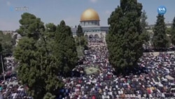 Mescid-i Aksa’da Ramazan'ın Son Cuma Namazına Binler Katıldı