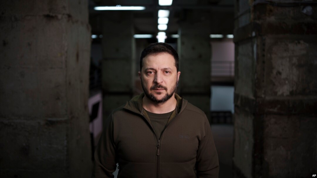 Predsjednik Ukrajine Volodimir Zelenski poslije obilaska trupa u Harkovu.