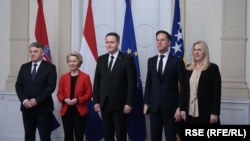 Predsjednica EK Ursula von der Leyen, predsjednik nizozemske vlade Mark Rutte sa članovima Predsjedništva BiH.