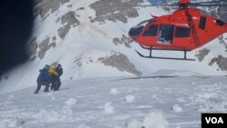Shpëtimi i alpinistëve serbë (Foto- Ministria e Mbrojtjes e Shqipërisë)