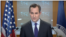 Прессекретар Держдепартаменту Метью Міллер під час брифінгу із журналістами.