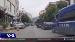 Policia ndalon 45 të dyshuar për prodhim dhe trafikim narkotikësh në Elbasan