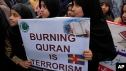 Pakistan Quran Protest