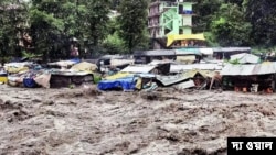 উত্তর ভারতের হিমাচল প্রদেশ অবিরাম ধস-হড়পা বান-মেঘভাঙা বৃষ্টিতে তছনছ, মৃত ১২০ জনের বেশি। 