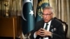 Presiden Pakistan Arif Alvi dalam wawancara eksklusif dengan VOA Urdu, 16 November 2023.
