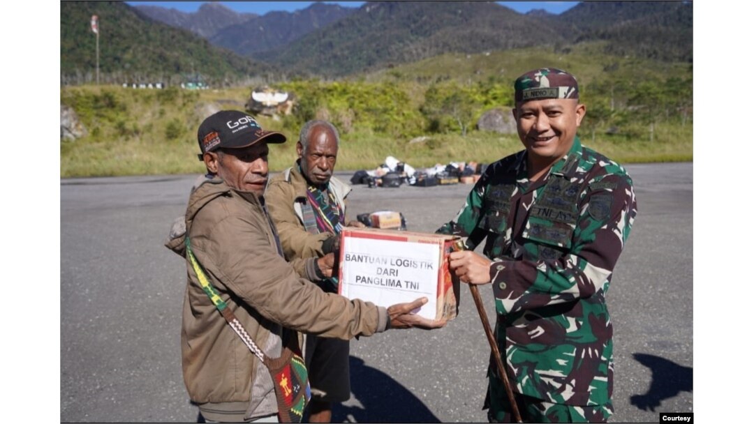 Bantuan logistik dari Panglima TNI untuk warga Puncak, Papua. (courtesy : Polres Puncak, Papua)
