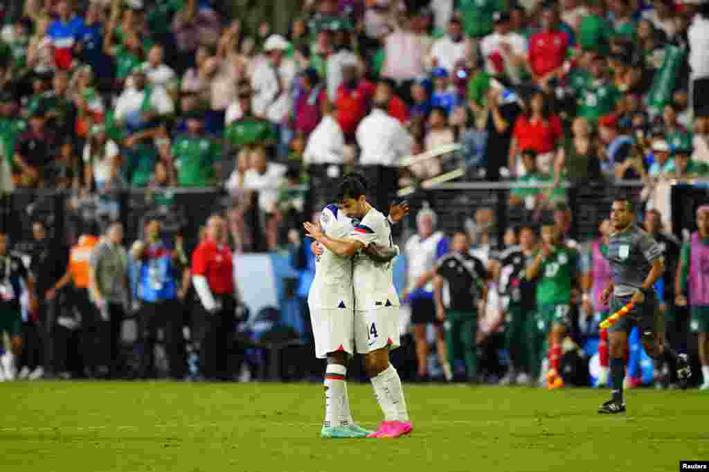 En la noche del jueves, Estados Unidos mostró una vez más su hegemonía ante México al vencerlo 3-0 en el Allegiant Stadium, de Las Vegas.&nbsp;