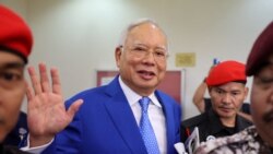 Cựu thủ tướng bị cầm tù của Malaysia được giảm nửa án trong vụ bê bối 1MDB | VOA