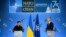 Президент України Володимир Зеленський і генеральний секретар НАТО Єнс Столтенберг виступають під час пресконференції на саміті НАТО у Вашингтоні, четвер, 11 липня 2024 р. (Фото: AP Photo/Mark Schiefelbein)