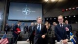 Líderes de la OTAN presionan a EEUU sobre ayuda a Ucrania