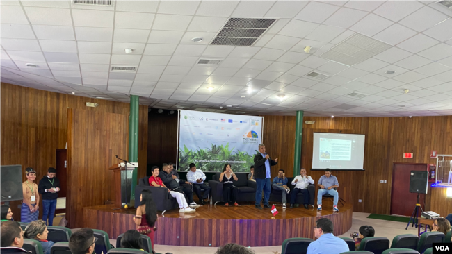 Periodistas de América Latina abordaron las mejores prácticas para cubrir la Amazonía y el cambio climático en la "I Cumbre Amazónica de Periodismo y Cambio Climático 2022". Foto: Gesell Tobias.