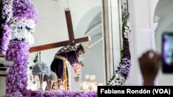 Rostros de fe en Semana Santa en Venezuela