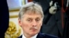 Juru bicara Kremlin Dmitry Peskov menghadiri pertemuan Dewan Tertinggi Negara Persatuan Rusia-Belarus di Moskow, Rusia, Kamis, 6 April 2023. (Mikhail Klimentyev, Sputnik, Kremlin Pool Photo via AP)