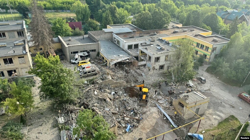 Pasojat nga sulmi ajror rus, në Kharkiv, Ukrainë, 23 qershor 2024.
