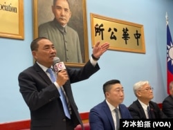 台灣總統大選國民黨參選人侯友宜週五（9月15日）拜訪紐約中華公所並致辭。（方冰拍攝）