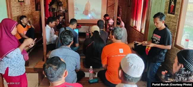 Pelatihan saksi pemilu Partai Buruh di kawasan Tanjung Priok, 11 Februari 2024. (Foto: Partai Buruh)