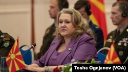 Министерката за одбрана, Славјанка Петровска, најави дека тим од македонската армија ќе замине во Ирак