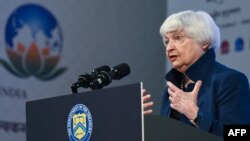 Menteri Keuangan AS Janet Yellen berbicara dalam konferensi pers menjelang pertemuan para Menteri Keuangan negara-negara G20 di Gandhinagar, India, Minggu 16 Juli 2023.