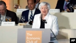 2024年6月13日，美國財政部長耶倫在紐約經濟俱樂部午餐會上致詞。 (美聯社照片)