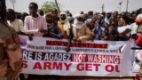 Протесты против военного присутствия США в Агадесе, Нигер, 21 апреля 2024 года. REUTERS/Stringer