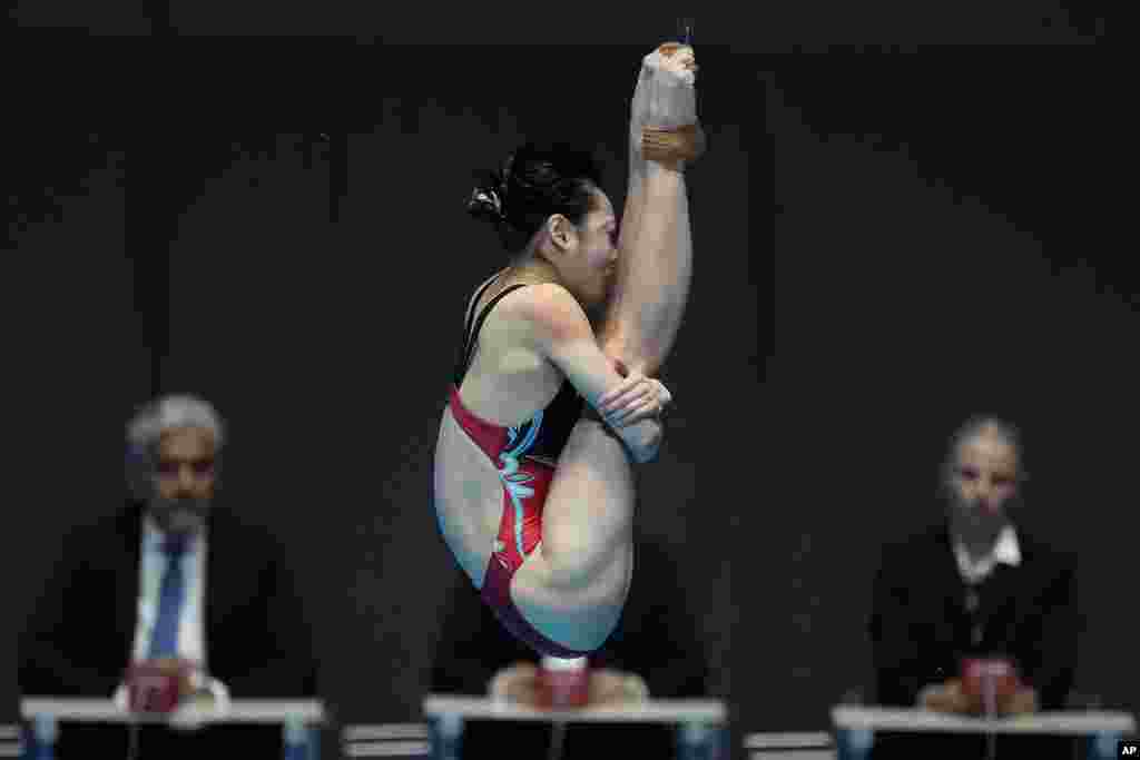 Chang Yani of China competes during the women's 3m springboard diving final at the World Swimming Championships in Fukuoka, Japan.