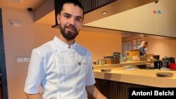 Yair Gaona, un chef mexicano, decidió probar suerte en Estados Unidos después de terminar sus estudios de gastronomía en México.