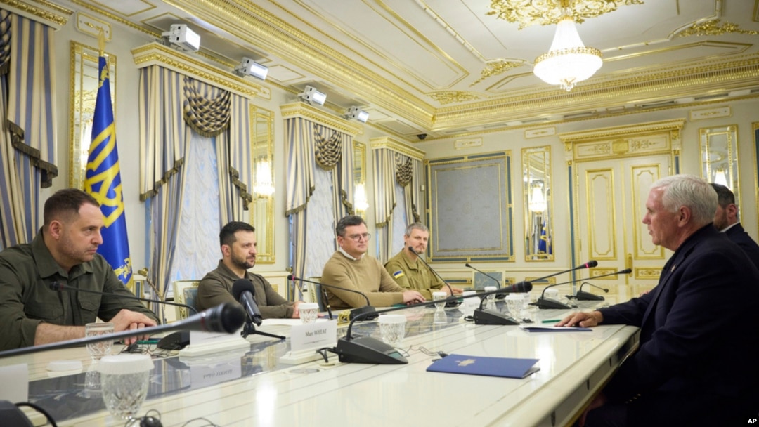 Ukrainian President Volodymyr Zelenskyy, second left, listens to former U.S. Vice President Mike Pence, right, during their meeting in Kyiv, Ukraine, June 29, 2023. (Ukrainian Presidential Press Office via AP)