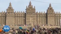 Retour du crépissage annuel de la grande mosquée de Djennè