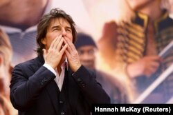 Tom Cruise menghadiri pemutaran perdana Inggris 'Mission: Impossible - Dead Reckoning Part One' di Odeon Luxe, London, Inggris, 22 Juni 2023. (Foto: REUTERS/Hannah McKay)