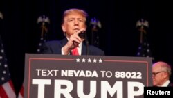 Nevada ပြည်နယ် ပါတီတွင်းမဲဆွယ်ပွဲမှာတွေ့ရတဲ့ သမ္မတဟောင်း ဒေါ်နယ်ထရမ့် (ဖေဖော်ဝါရီ ၈၊ ၂၀၂၄)