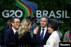 Menteri Luar Negeri Korea Selatan Cho Tae-yul, Menteri Luar Negeri Kanada Melanie Joly, Menteri Luar Negeri AS Antony Blinken dan Menteri Luar Negeri Jepang Yoko Kamikawa di Marina da Gloria, di Rio de Janeiro, Brazil, 21 Februari 2024 (Foto: REUTERS/Ricardo Moraes)