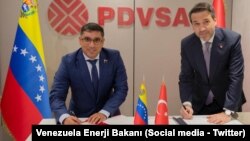 Enerji ve Tabii Kaynaklar Bakanı Alparslan Bayraktar, Venezuela Petrol Bakanı Pedro Rafael Tellechea ile başkent Caracas’ta biraraya geldi. 