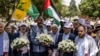 Le petit-fils de Nelson Mandela, Mandla Mandela entouré de hauts responsables du Hamas.