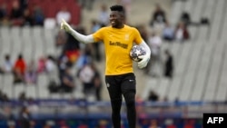 Andre Onana lors d'une séance d'entraînement au stade olympique Ataturk, Istanbul, le 9 juin 2023.