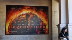 Phim Mỹ ‘Oppenheimer’ vẫn chưa qua được vòng kiểm duyệt ở Việt Nam | VOA