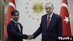 তুরস্কের প্রেসিডেন্টের কাছে বাংলাদেশের নবনিযুক্ত রাষ্ট্রদূতের পরিচয়পত্র পেশ
