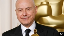 FILE - Alan Arkin poses with the Oscar he won for best supporting actor for his work in "Little Miss Sunshine" at the 79th Academy Awards Sunday, Feb. 25, 2007, in Los Angeles.