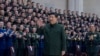 中国领导人习近平在春节前会见驻扎在天津的军队官员。（2024年2月2日）