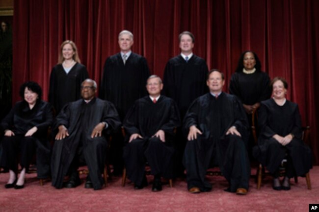 ABD Anayasa Mahkemesi üyeleri, 7 Ekim 2022.